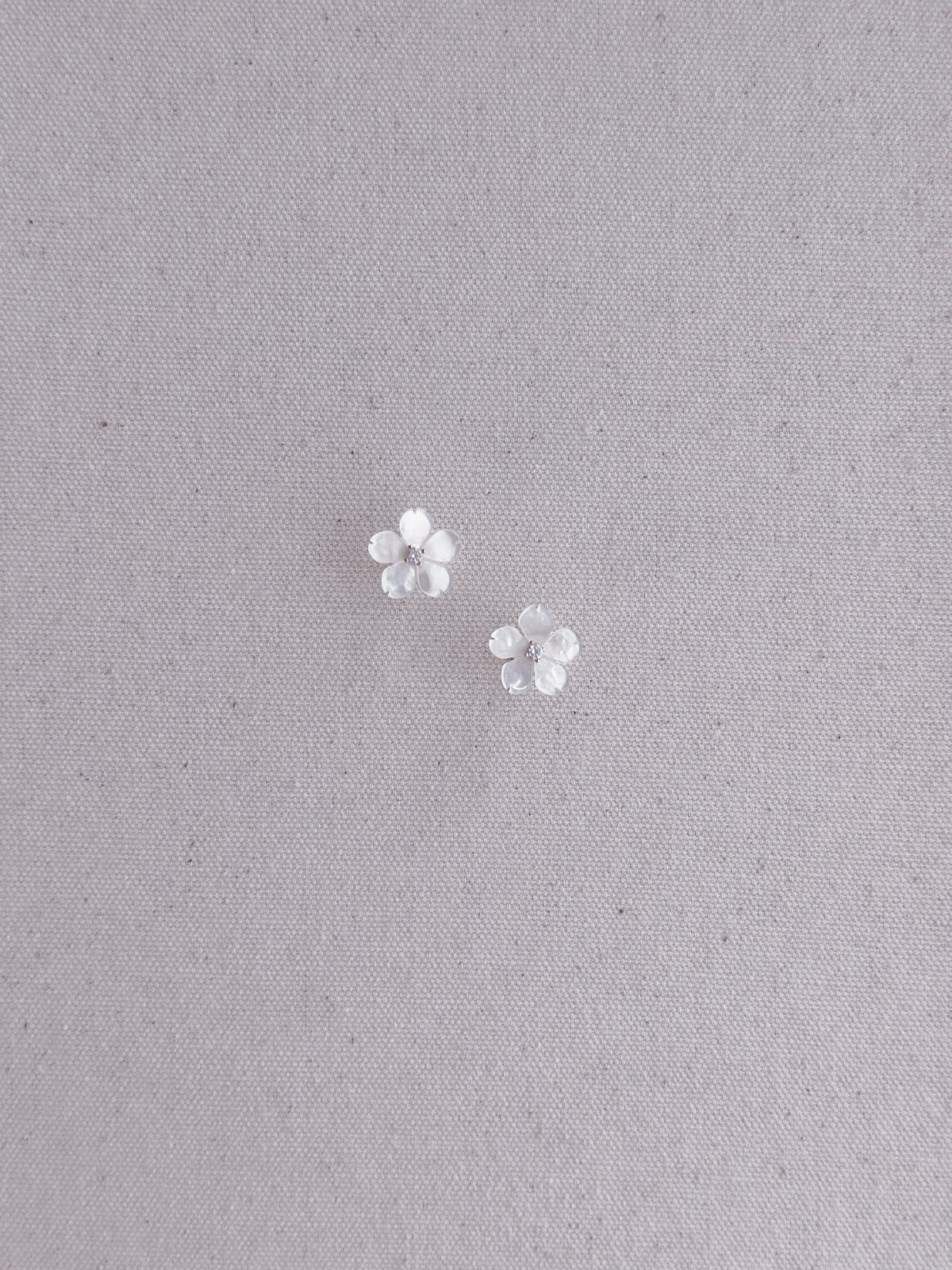 The “Bridal Veil” Flower Earrings