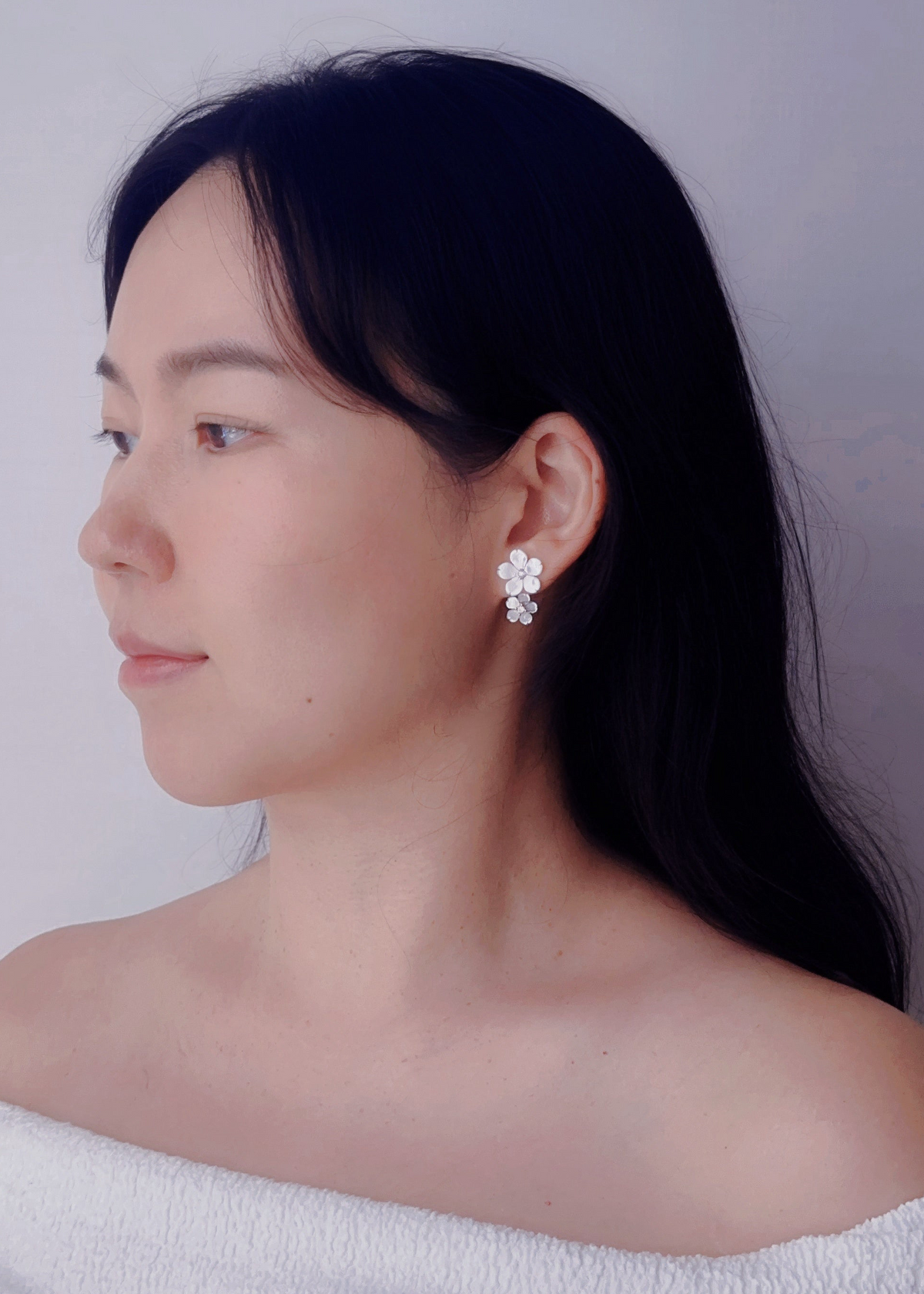The “Bridal Veil” Flower Earrings