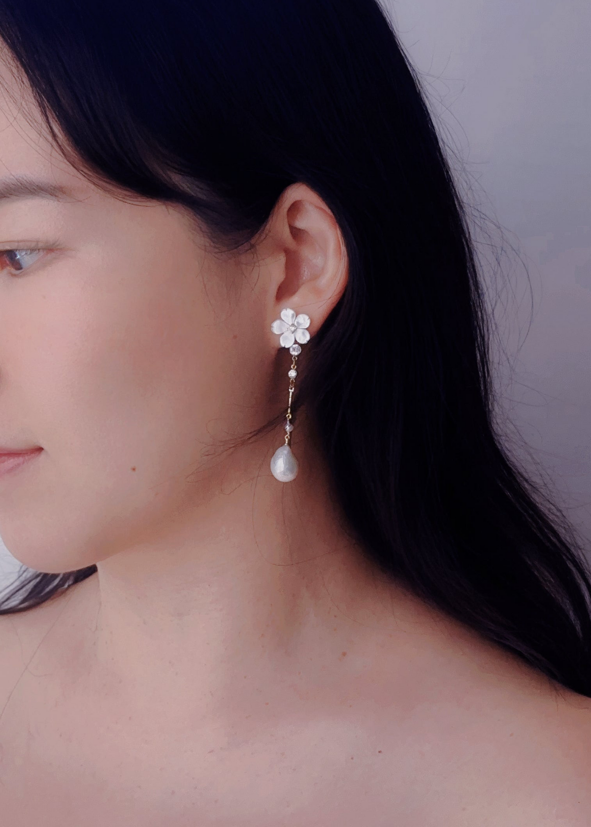 The “Bridal Veil” Flower Earrings