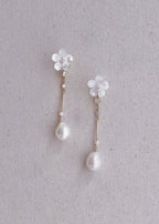 The “Bridal Veil” Flower Earrings