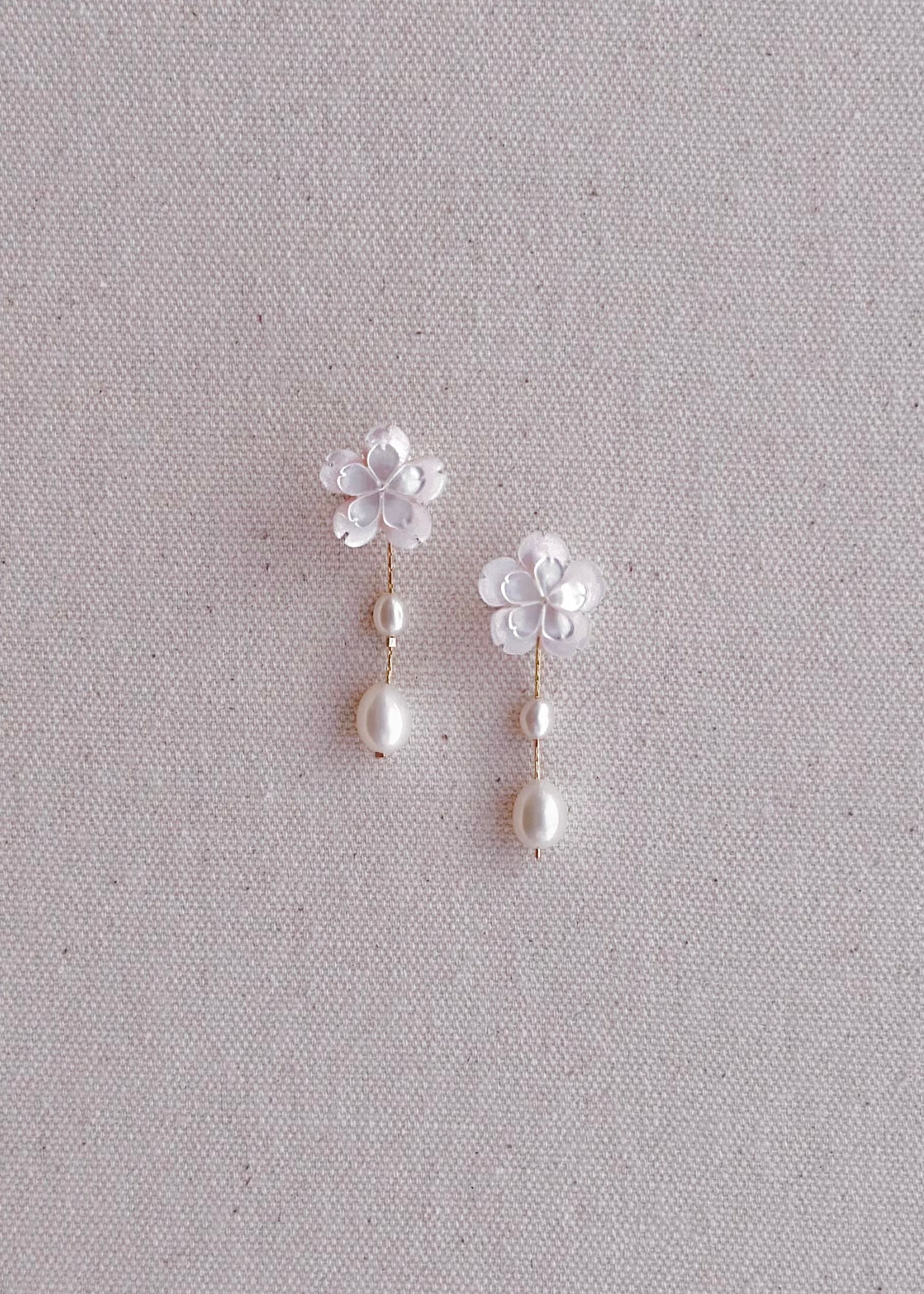 The Shiraotae Cherry Earrings