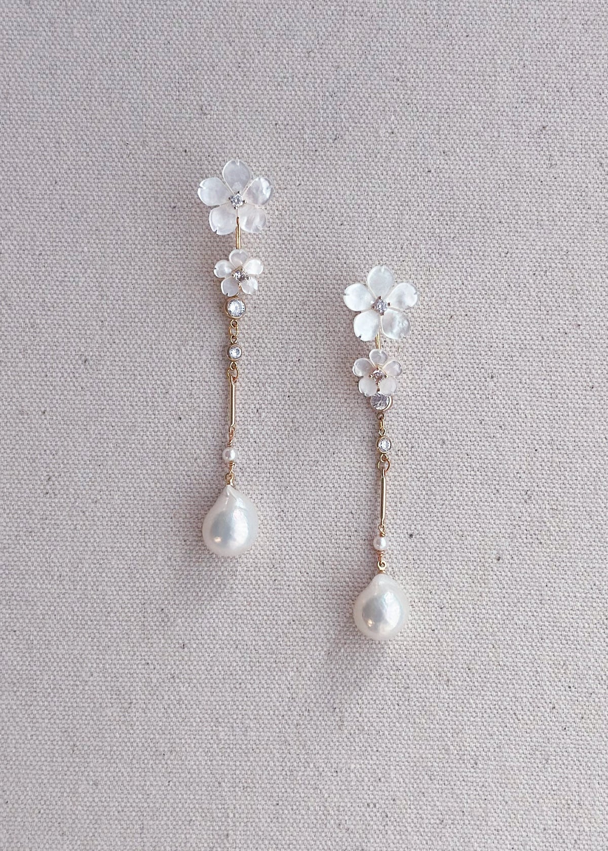 The “Bridal Veil” Flower Earrings